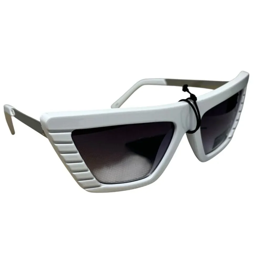 Kendall & Kylie Sunglasses Adult White Cateye Futuristic Pointed Y2K Costume NEW